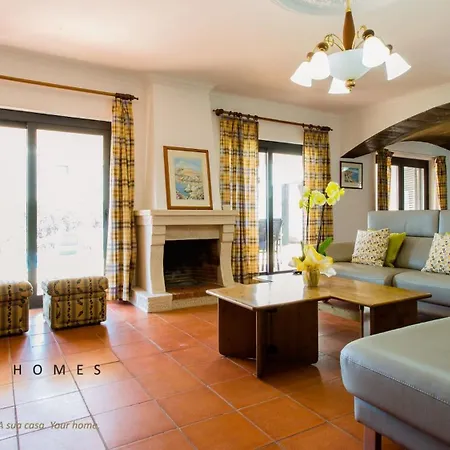 Greice Homes-650 Meters From The Beach, 4 Bedrooms Villa For Holidays In Vilamoura-Quarteira Exterior photo