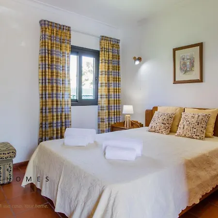 Greice Homes-650 Meters From The Beach, 4 Bedrooms Villa For Holidays In Vilamoura-Quarteira Exterior photo